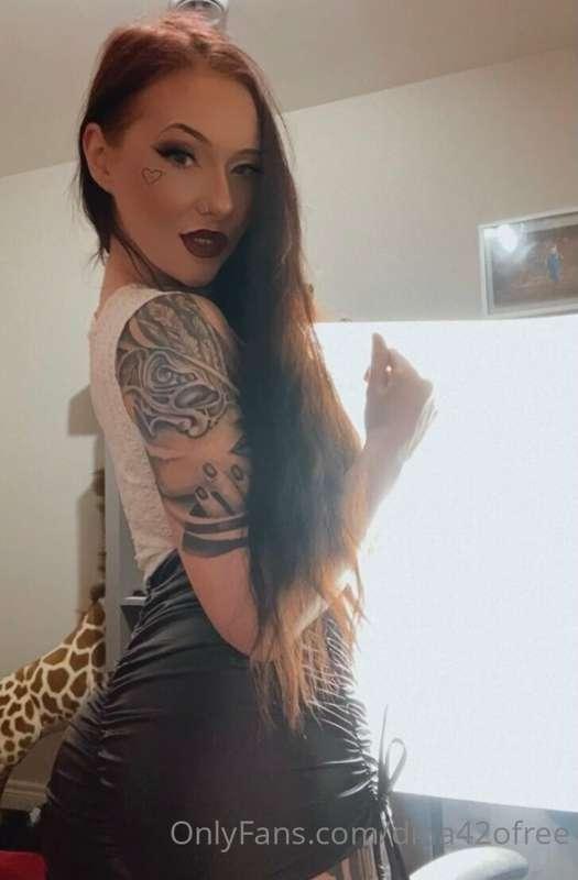 Find me over here>>>> @theislandpeach