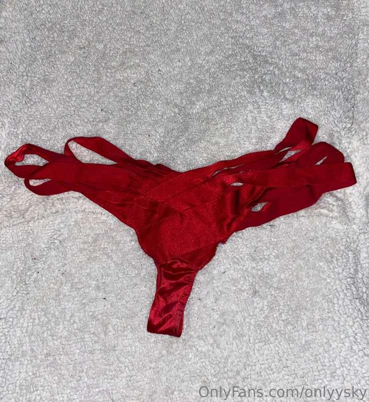 onlyskyyla image #3