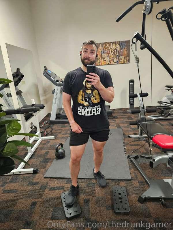 Gym photo! I got called a fatass yesterday. I really thought..