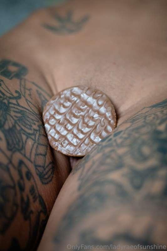 Morning!  Who wants a bite of my cookie... ;)   I'm looking ..