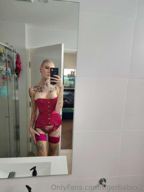 I need more lingerie xx what do you think of this corset tho..