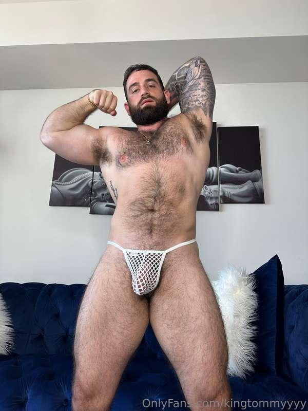 kingtommyyyy image #0
