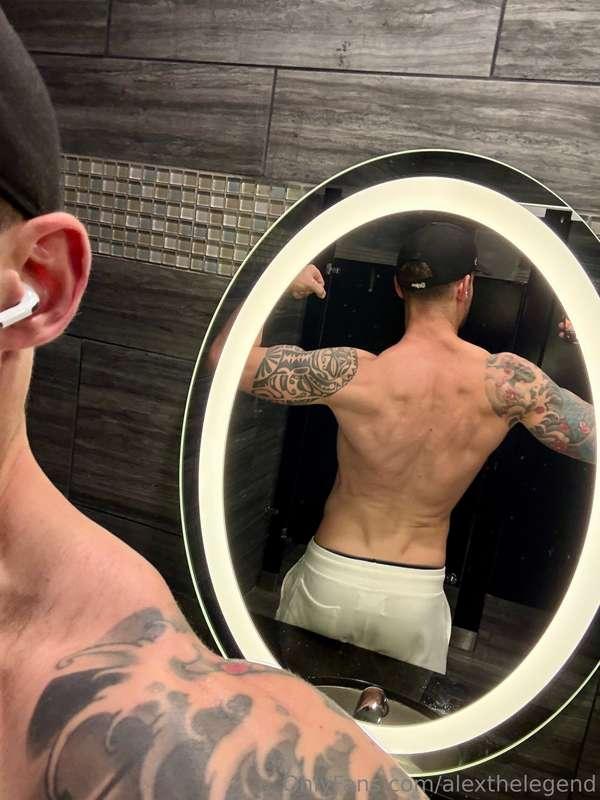 DM me, baby! 😎