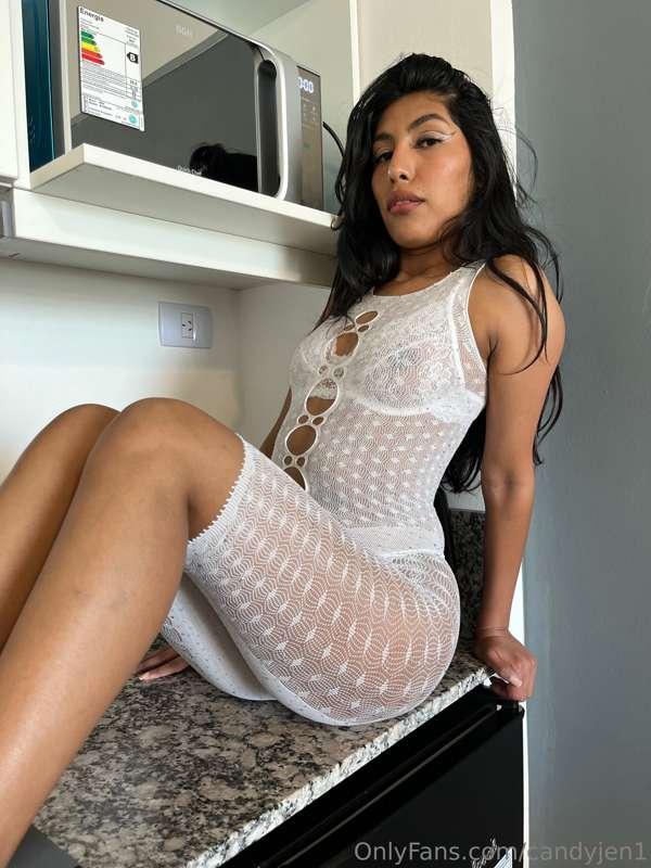 Putting your feet on the kitchen is not good 🤭🤭 but it looks..