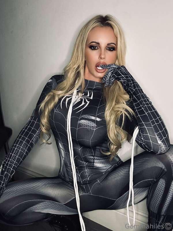 Who do you wanna see get naughty?😝