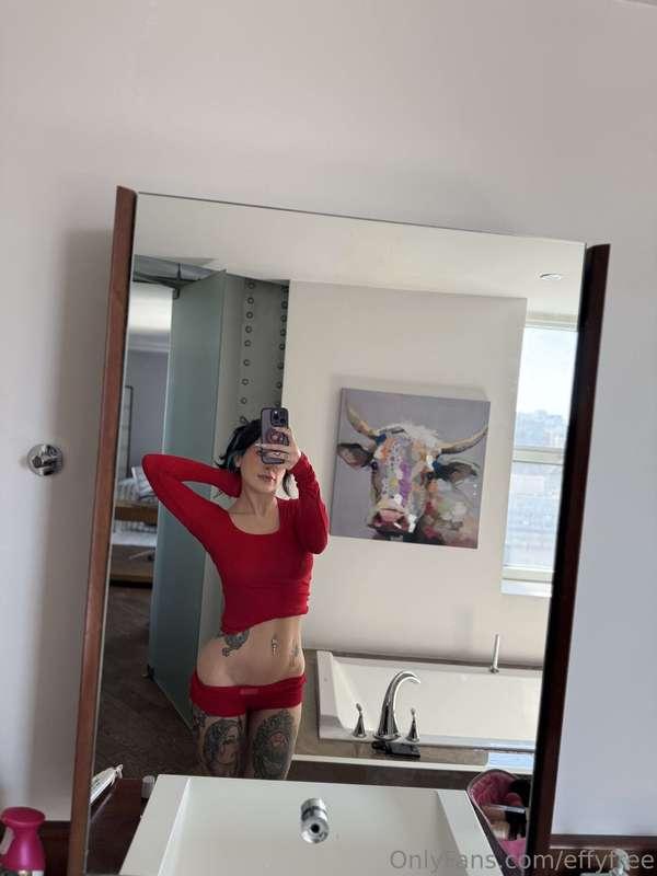  teasing u here, spoiling u there 💕 @effycutiexx https://onl..