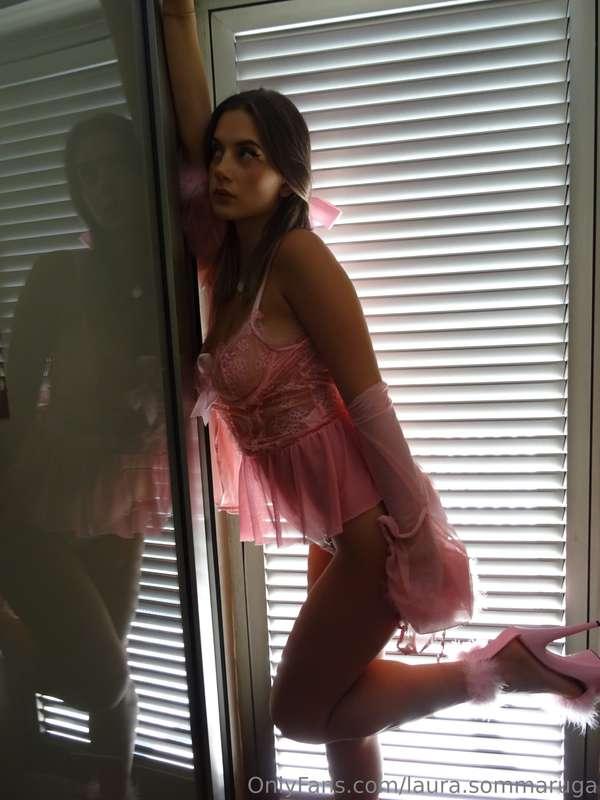 Pretty in pink… but all I can think about is how filthy I wa..