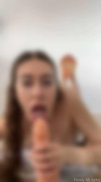 🔥BJ IN THE POSE 🔥 DILDO 5
Passionate and sensual with you cumming on my tongue and I swirl it on your tip 😇