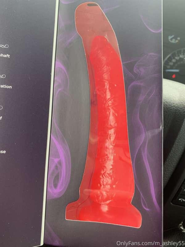 I got a new toy to try for you guys🤪