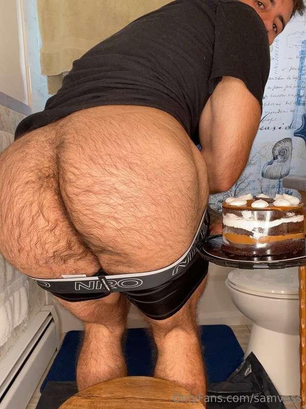 Who wants cake?? 