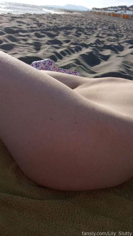 lily_slutty image #2