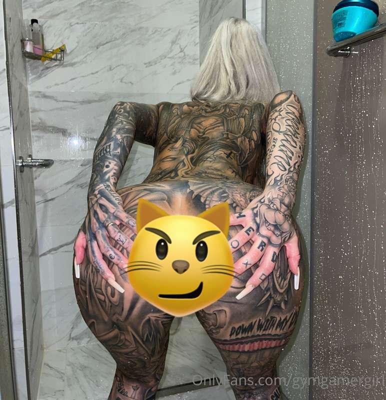 Wanna see my ass clap?🍑🍑