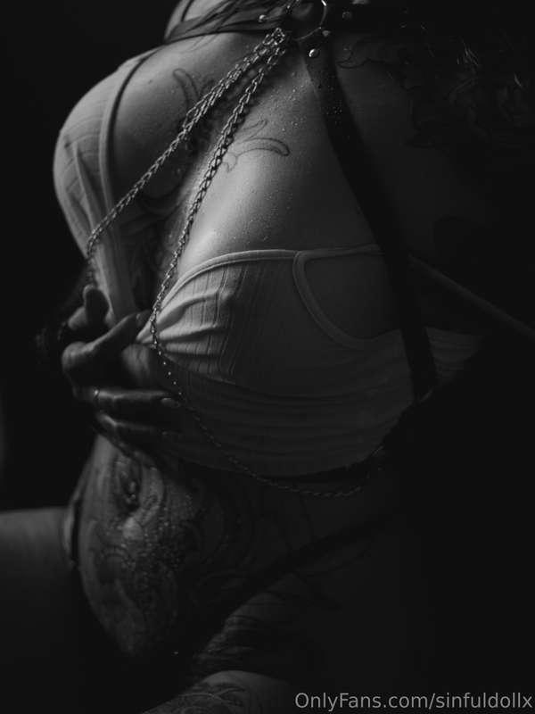 sinfuldollx image #10