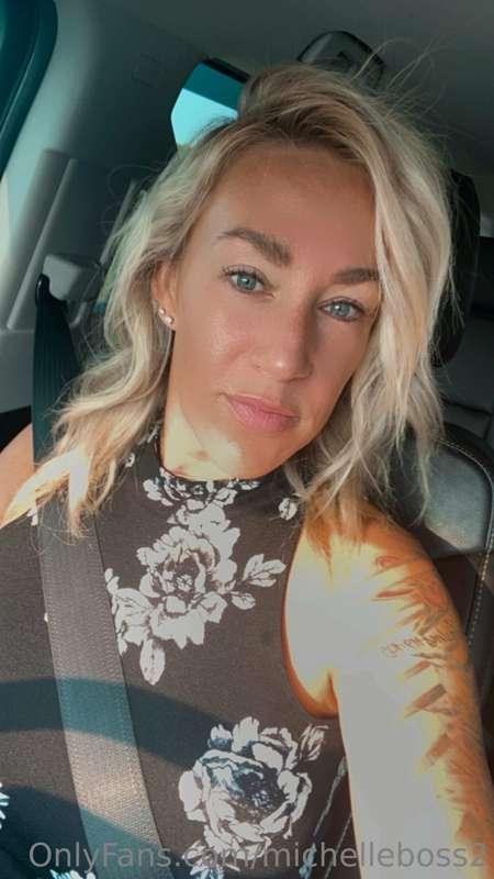SHOULD I BE ❤️NAUGHTY❤️ IN CAR TODAY ?