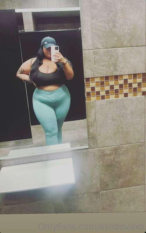 How do these leggings look baby? 😘😘