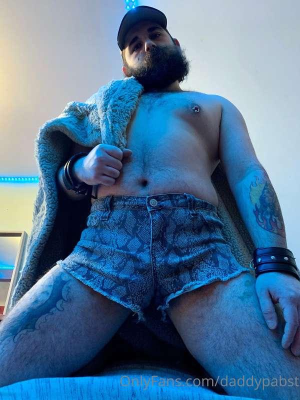 ....denim daddy in the sheets 😈
