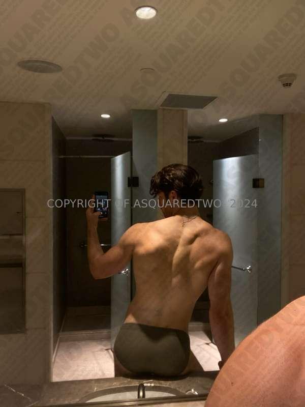 Who’s into back muscles? 💪🏼