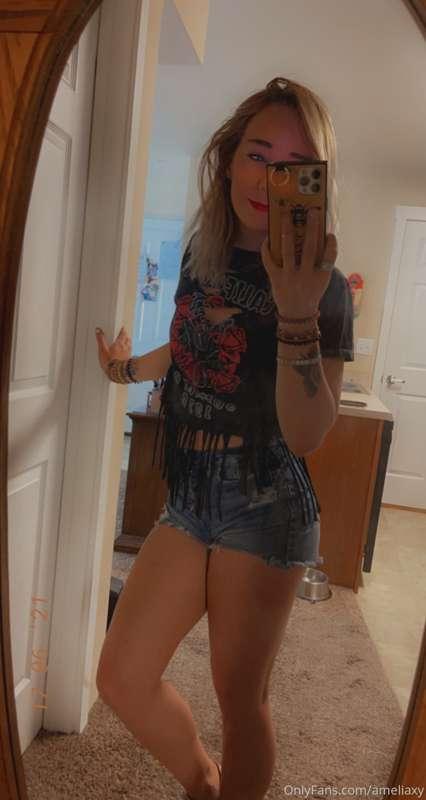 Onlyfans is my fun space! I will post my dirty deeds here 90..