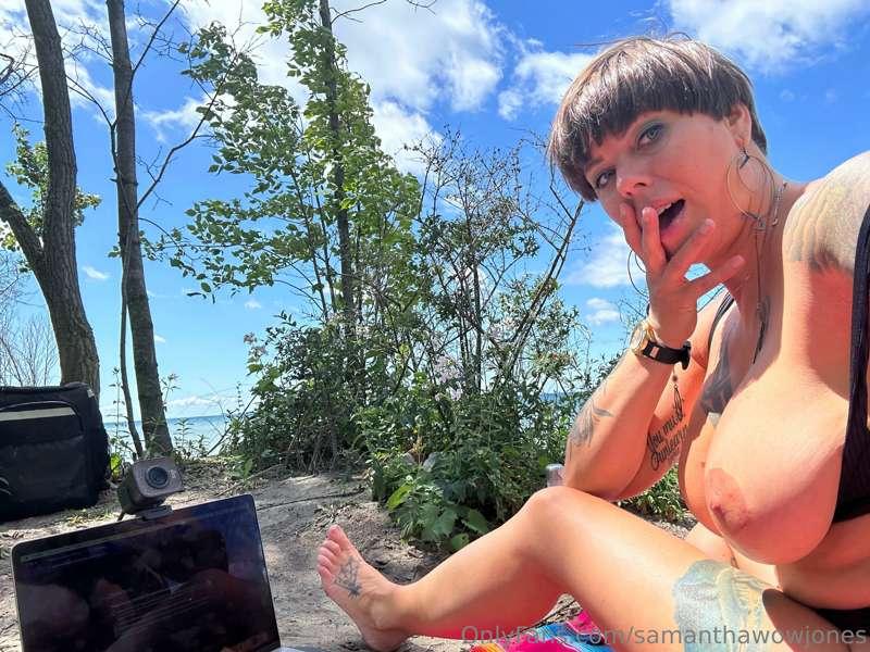 I seriously love camming from the beach