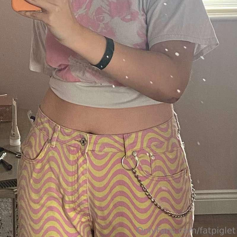 Who wants to see me try on the pink & yellow jeans?