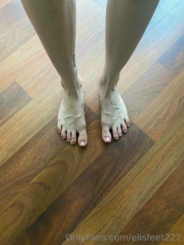 I love sports and love the veins that pop out of my skin whe..