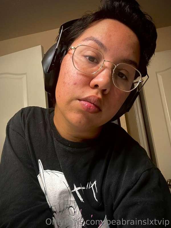 Every tip gets 1 month free and exclusive photos 💛

Once thi..