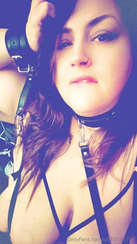 Someone climb through these pics and dominate me pleassssee!..