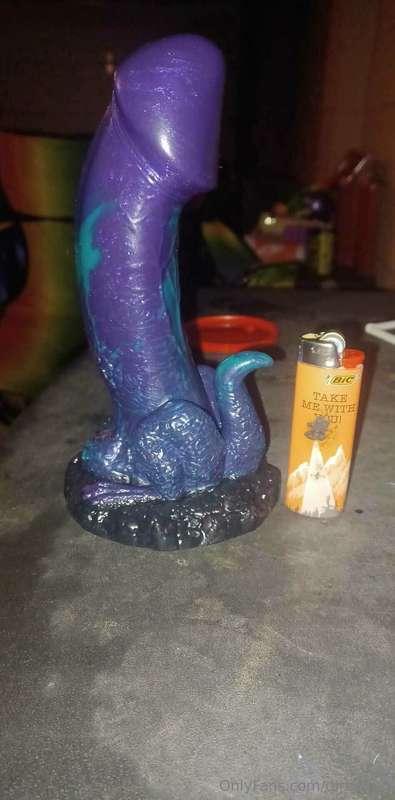 Shoutout to the lovely creature who got me this Dino dick of..