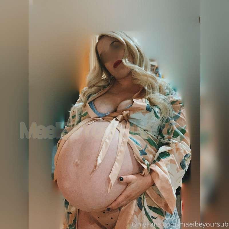 I can’t believe I ever got this big 🤰🏼🥵
First fan to tip $40..