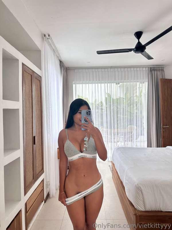 😘