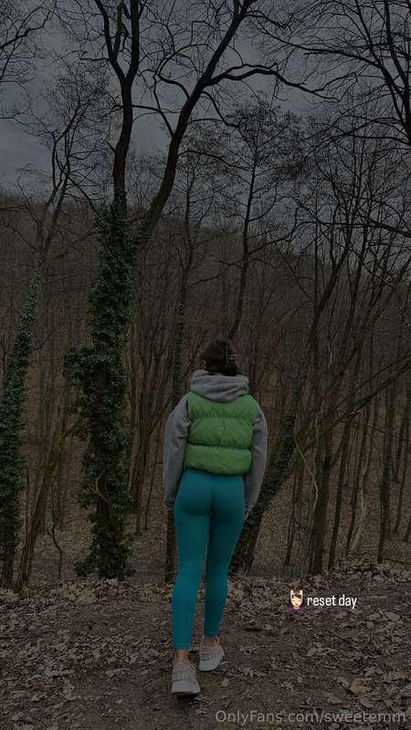Taky dneska jsi takové ranní ptáče? 💋😇 Já si šla zarelaxovat..