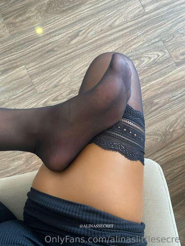 Get on all fours and goon to my sexy feet in sheer black nyl..