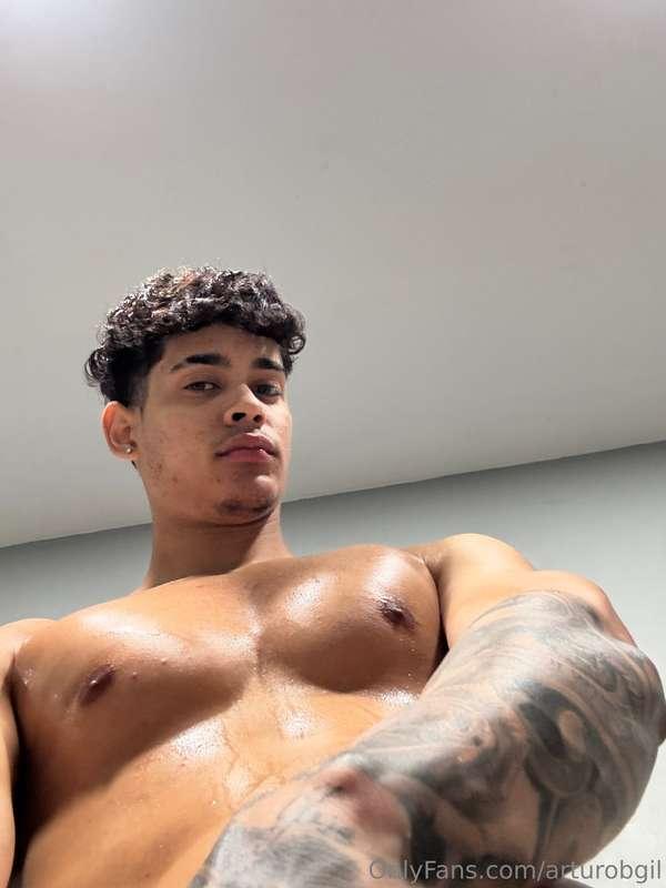 Come sweat with meeee 💦