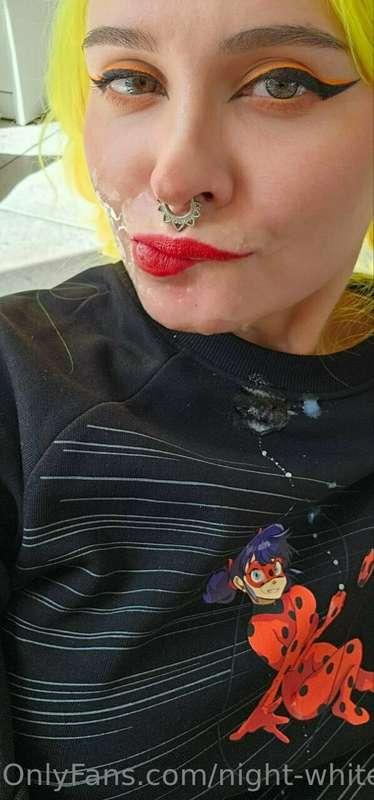 Cum on me please...
