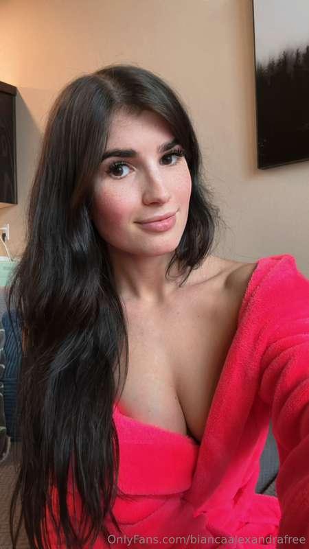 Fresh out of the shower 😉🚿🧼