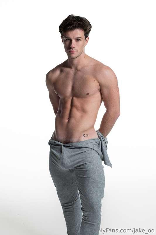Wanna get cozy for the chilly nights? What better way than g..