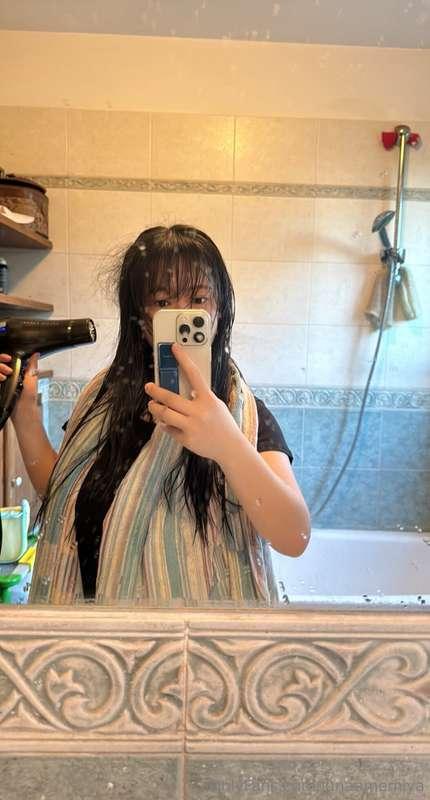 When you take a bath and rest🛀🫧 Are you the one taking a bat..