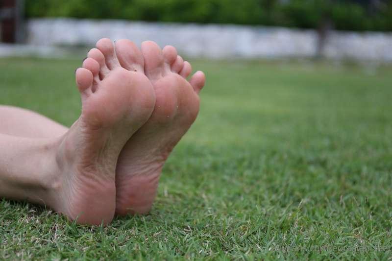 Subscribe to @eurasian_feet_vip for more! x