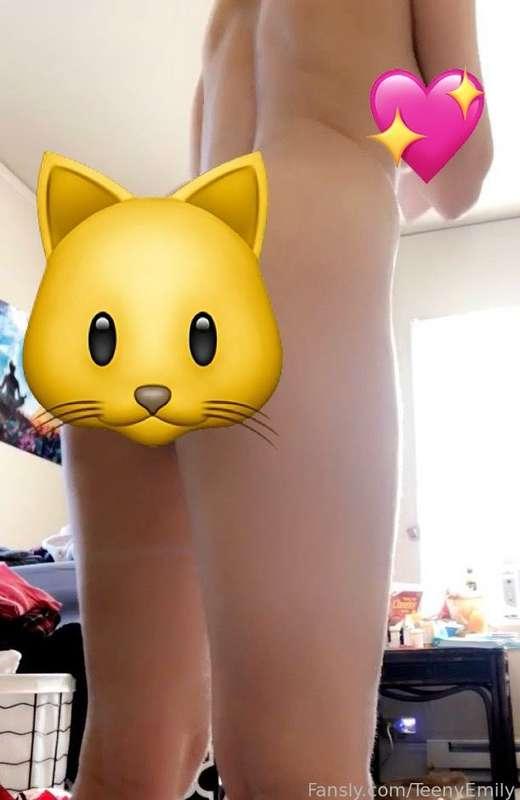 teenyemily image #3