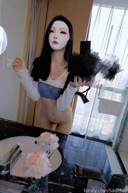 Too hot to wear panties 夏天太熱不想穿小內內 🥺