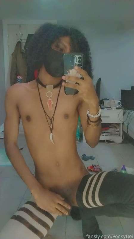 pockyboi image #0