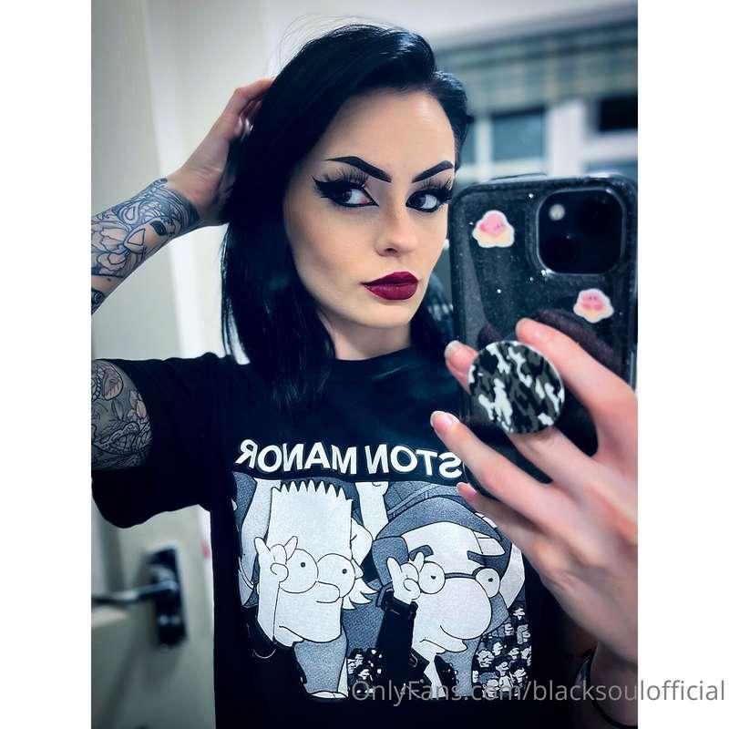 Oh hey 🖤🖤🫶🏻🫶🏻