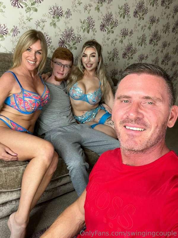 Great day with our new swinger friends 😃😃😃😃 @marcrosexxx 