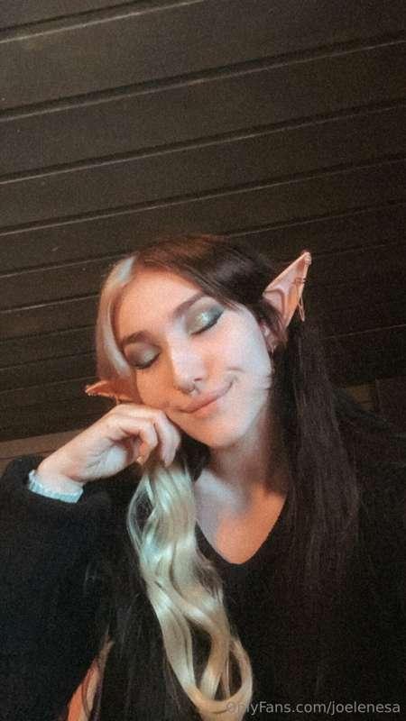 Maybe I should make an elf bundle🤭🤭