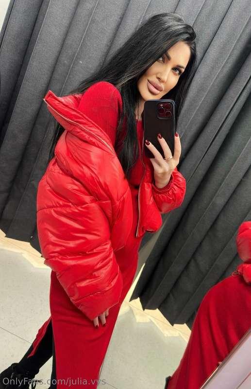 Люблю в зимку бути яркою ❤️