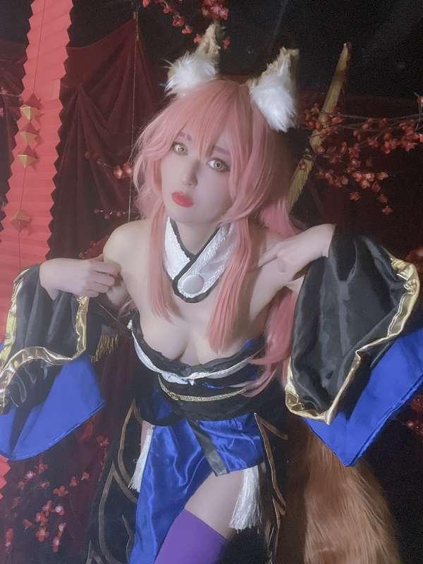 Tamamo in Japanese plum.