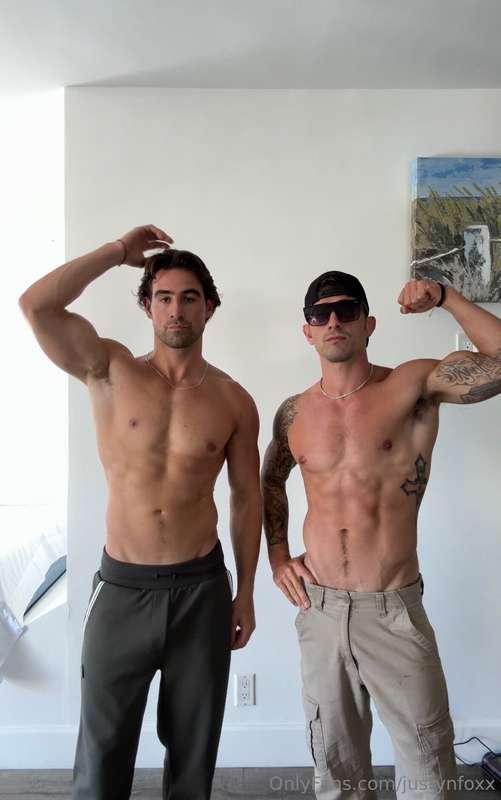 LIVE MAY 19th 5PM PST: DIRTY DARE PONG w/ Chris & Me 🍺💦It’s ..