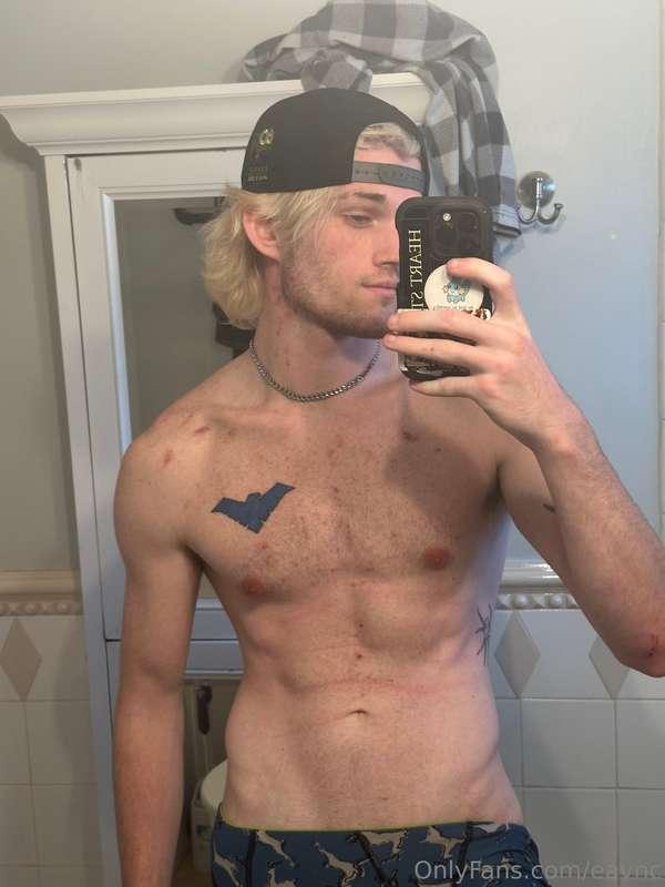 Wanted to start your day off right. Bet this got your attent..