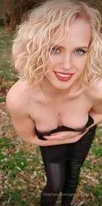 @rose_mommy 
Bring some romance into your life with🌹 @rose_m..