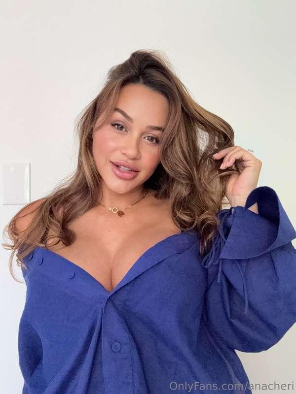 Happy weekend eve!! Get ready for new videos in your DM's an..